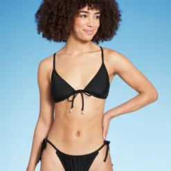 Women's Flower Charm Underwire Bikini Top - Wild Fable™ 14 Women's Flower Charm Underwire Bikini Top - Wild Fable™ -Wild Fable Store GUEST 5db25d84 8ea0 4beb afd5 da3470528bba